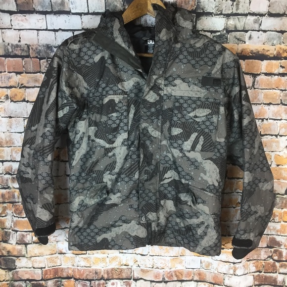 DC Women's Snowboard Jacket - Picture 1 of 8